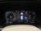 Volvo V90 D4 MOMENTUM AUT - náhled 36