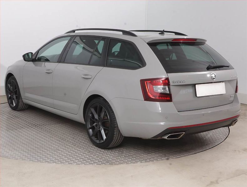 Škoda Octavia (2018) RS 2.0 TSI, Serv.kniha, Navi - fotka 4 z 15
