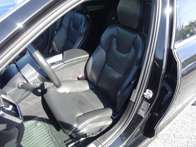 Volvo S90 AWD 173kW Inscription ČR DPH - fotka 5 z 30