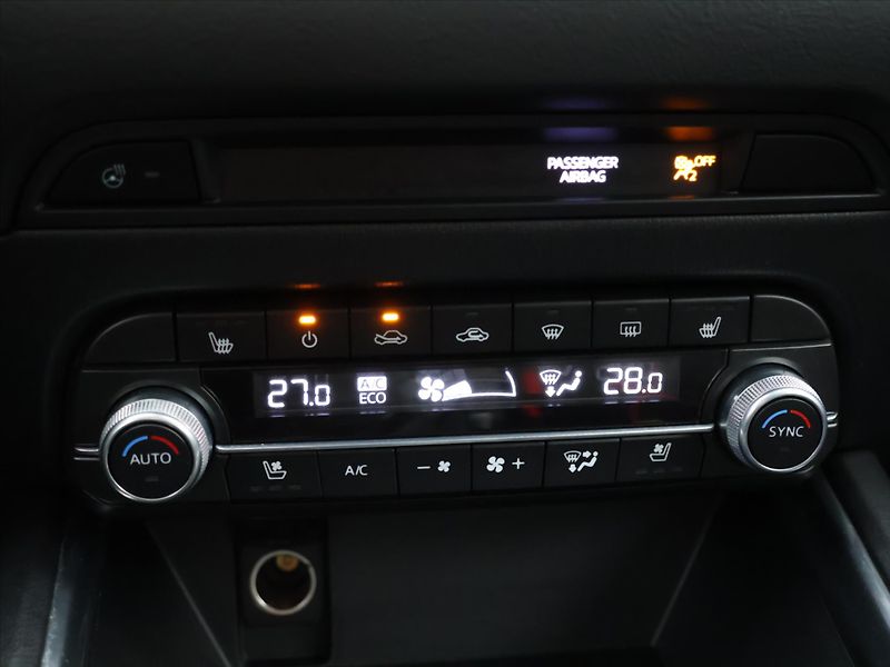Mazda CX-5 2,5 G194 Aut. AWD Top DPH CZ - fotka 23 z 34