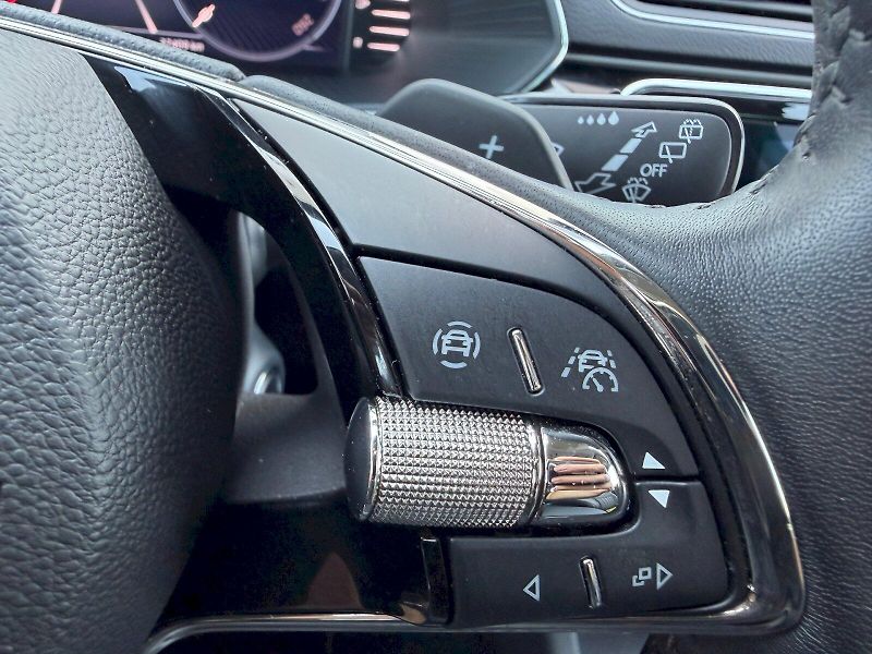 Škoda Superb (2024) 2.0 TDI 147kW 4x4 L&K - fotka 13 z 35