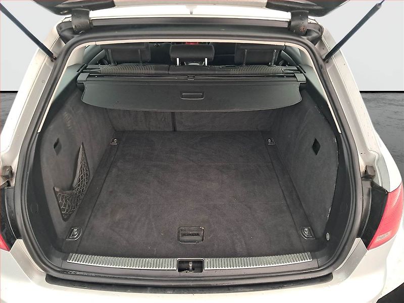 Audi A4 (2006) 2.0 TDI, nová STK, v provozu - fotka 14 z 17