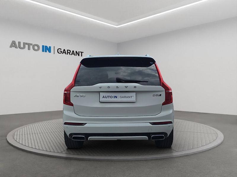 Volvo XC90 (2018) R Design D5 173kw 4x4, tažné, - fotka 6 z 27