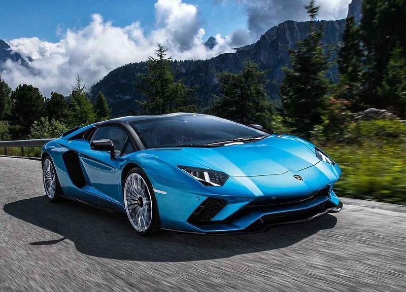 Lamborghini V12
