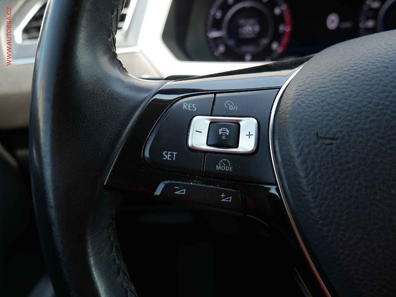 Volkswagen Tiguan Allspace (2018) 2.0TSi 4x4, 7míst, 1.maj,ČR - fotka 14 z 20