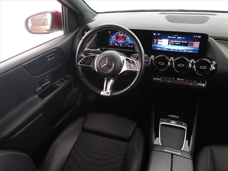 Mercedes-Benz Třídy B (2023) B 180 - fotka 7 z 21