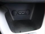 Kia Ceed (2015) Silver 1.6 GDI, Tempomat - náhled 18