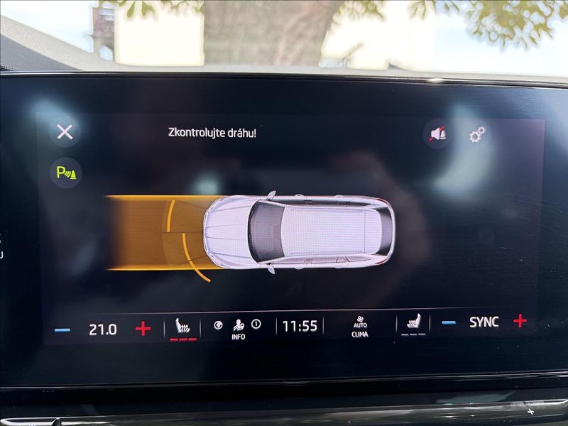 Škoda Octavia 1,5 TSi DPH  ACC,LED,KESSY,ALU - fotka 19 z 50