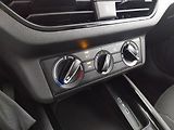 Škoda Scala (2020) Ambition 1.0 TSI, Tempomat - náhled 13