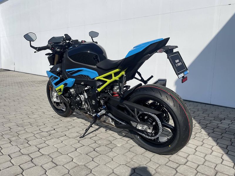 BMW (2026) S 1000 R - fotka 7 z 13