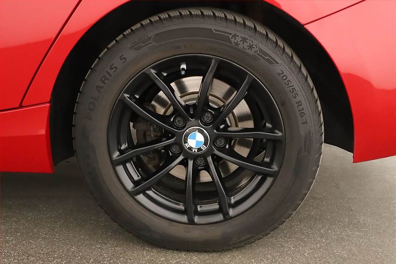 BMW Řada 1 (2015) 116d, Tempomat, Park. senzory - fotka 13 z 13