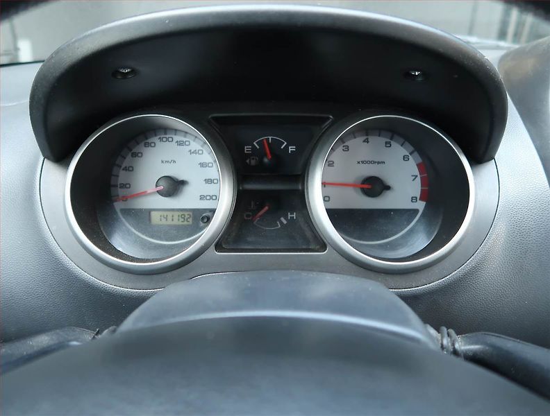 Suzuki Ignis (2008) 1.3, Klima, oblíbený vůz - fotka 11 z 14