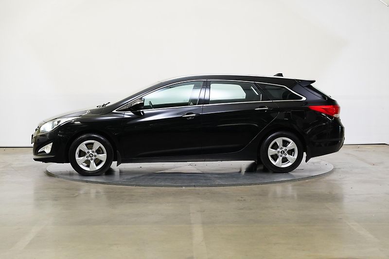 Hyundai i40 - fotka 3 z 27