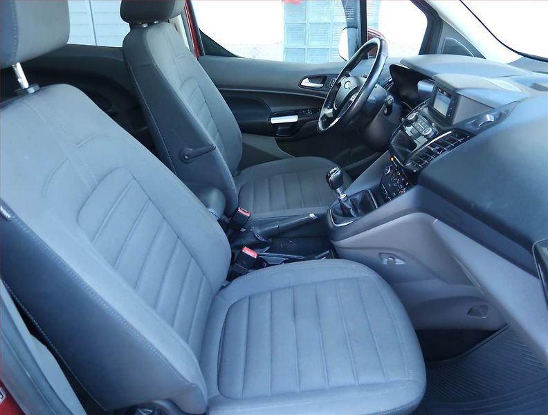 Ford Tourneo Connect (2020) Maxi Titanium 1.5 EcoBlue - fotka 9 z 15