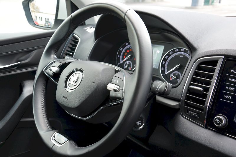 Škoda Karoq (2021) 1.0 TSI 81 kW Ambition - fotka 10 z 27