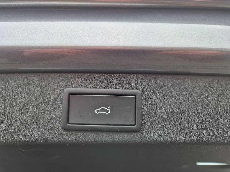 Škoda Kodiaq SportLine 2,0 TDI DSG 4x4 142k - fotka 19 z 36