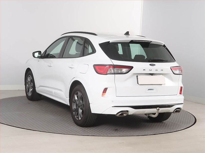 Ford Kuga (2023) ST-Line 1.5 EcoBoost - fotka 4 z 12