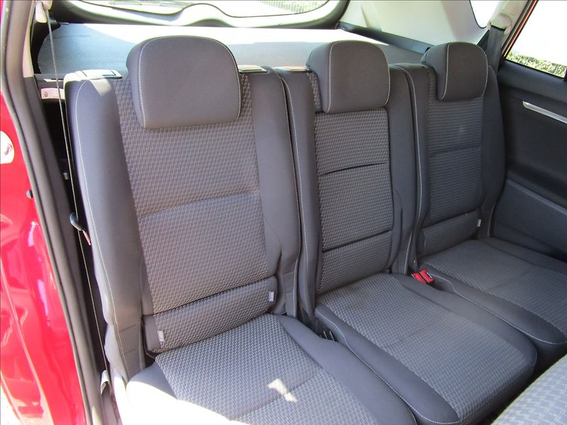 Toyota Verso 1.6 D-4D, aut. Klima, 1. maj. - fotka 25 z 41