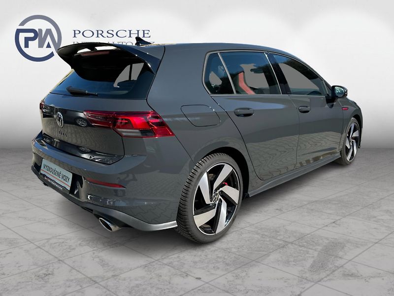 Volkswagen Golf GTI Clubsport 2.0 TSI 221kW DS - fotka 6 z 22