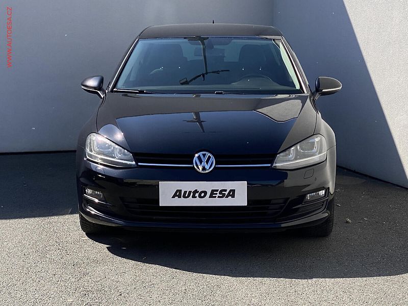 Volkswagen Golf (2014) 1.2 TSi, CUP, nez.topení - fotka 2 z 16