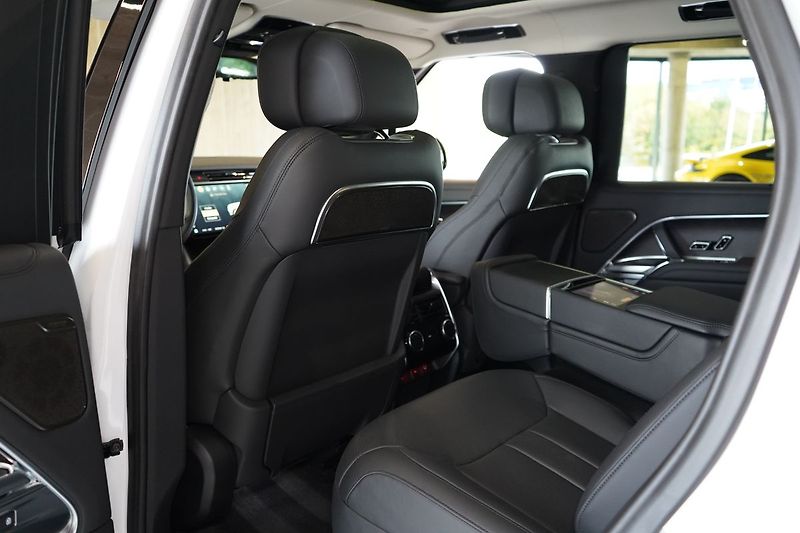 Land Rover Range Rover P530 Autobiography, MERIDIAN - fotka 43 z 50