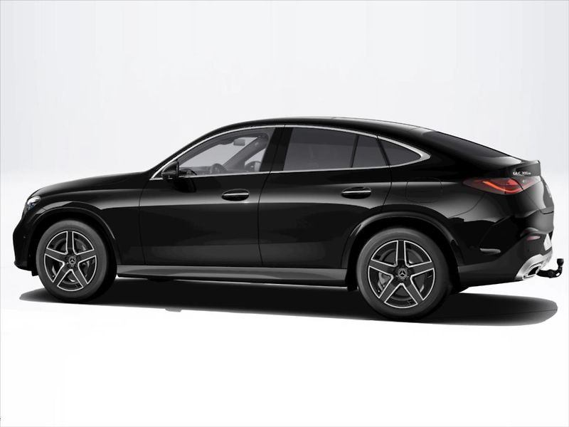 Mercedes-Benz GLC (2026) 2.0 300 de 4MATIC kupé - fotka 4 z 9