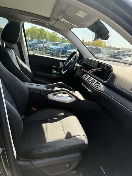 Mercedes-Benz GLE (2024) 450d 4MATIC - fotka 9 z 17