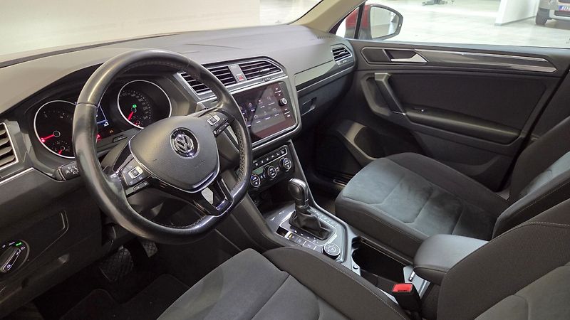 Volkswagen Tiguan - fotka 5 z 6