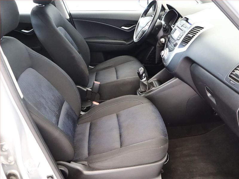 Hyundai ix20 (2019) 1.6 CVVT, Serv.kniha - fotka 7 z 10