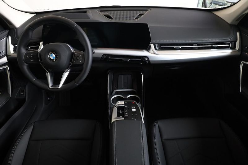BMW X1 sDrive18i - fotka 5 z 17