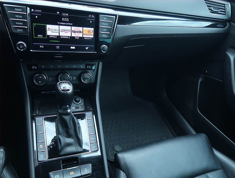 Škoda Superb (2016) Laurin&Klement 2.0 TDI - fotka 12 z 19
