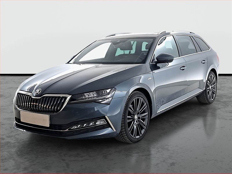 Škoda Superb (2019) Laurin&Klement 2.0 TSI - fotka 2 z 25