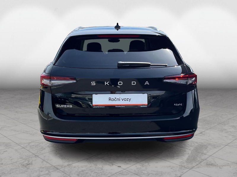 Škoda Superb L&K 2.0TDI 142kW 4X4 A7A - fotka 7 z 27