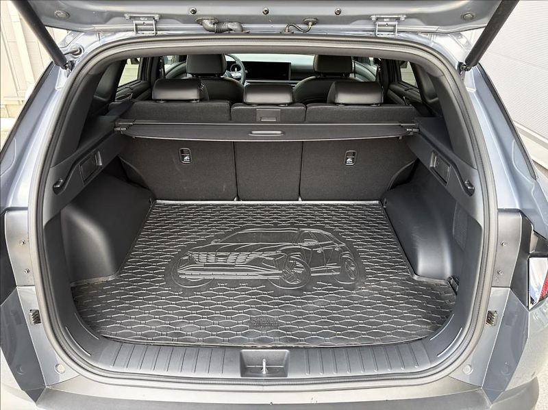 Hyundai Tucson 1,6 T PHEV A/T  FL 20 Years - fotka 20 z 22