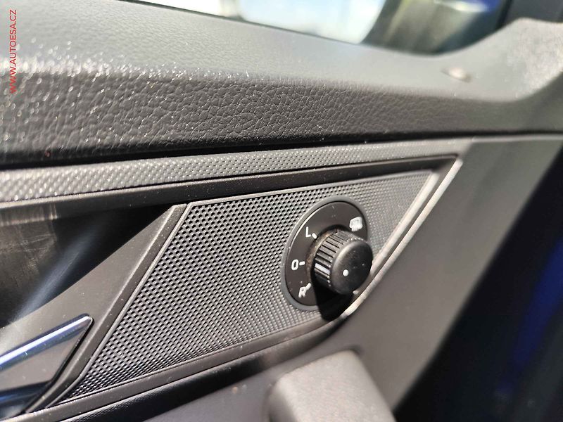 Škoda Fabia (2016) 1.2 TSI, ČR, servis.kniha, AC - fotka 16 z 18