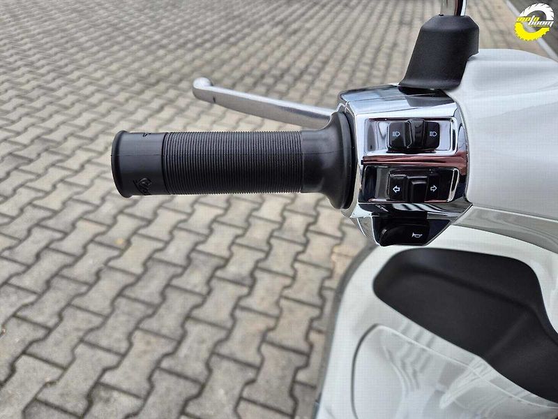 Vespa Primavera 125 3V ABS (2026) E5+ - fotka 16 z 74