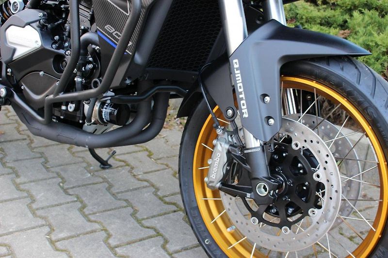 QJ Motor SRT 800 SX (2025) NOVINKA SKLADEM - fotka 6 z 10
