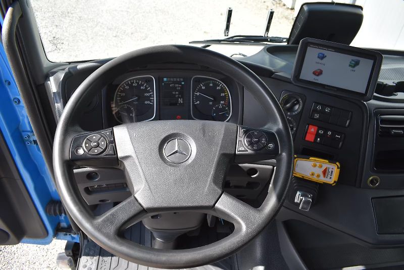 Mercedes-Benz Atego 1230 4x2 skříň s čelem - fotka 12 z 17