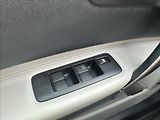 Nissan Qashqai 2,0 4x4 AUTOMAT TEKNA - náhled 20