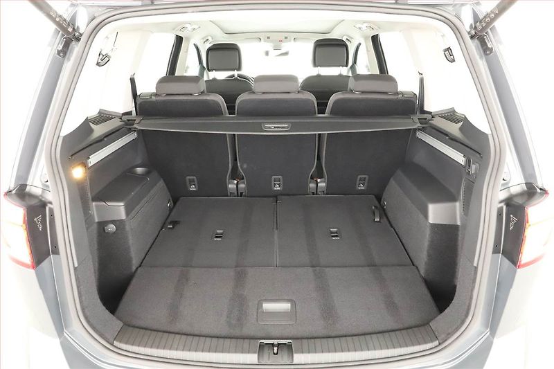 Volkswagen Touran (2023) Comfortline 1.5 TSI - fotka 19 z 20