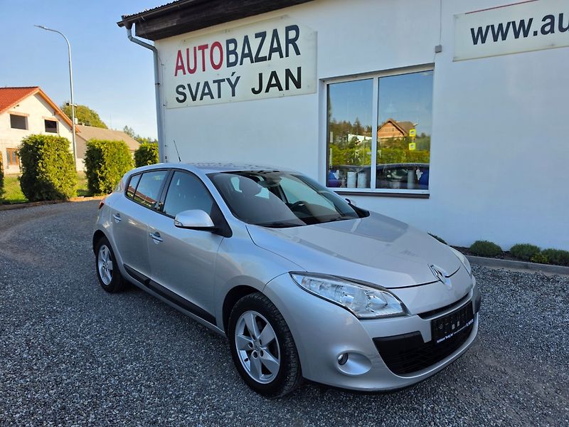 Renault Mégane (2009) 1.6 i Rozvody - fotka 1 z 27