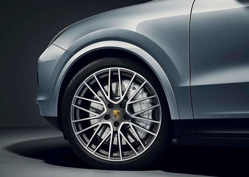Porsche Cayenne S Coupé je nejnovějším přírůstkem do modelové řady německé automobilky.
