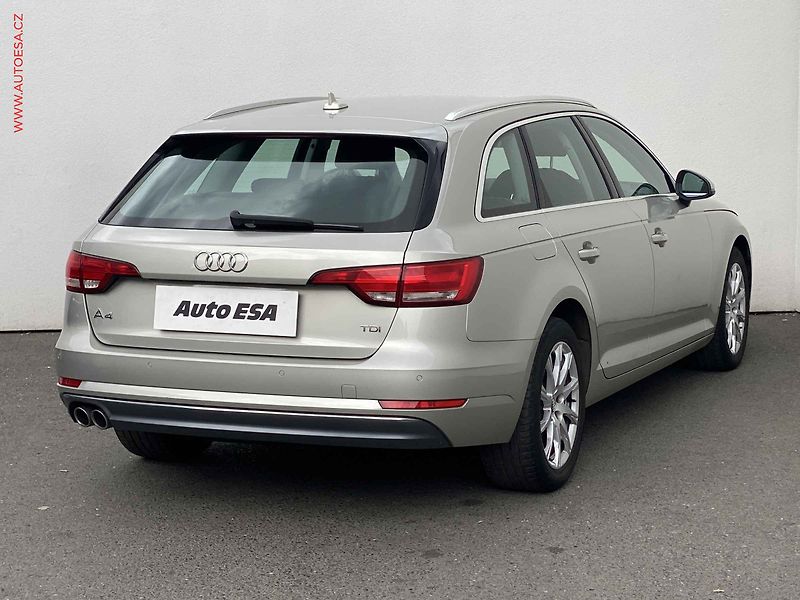 Audi A4 (2017) 2.0 TDi, AT, bixen - fotka 4 z 20