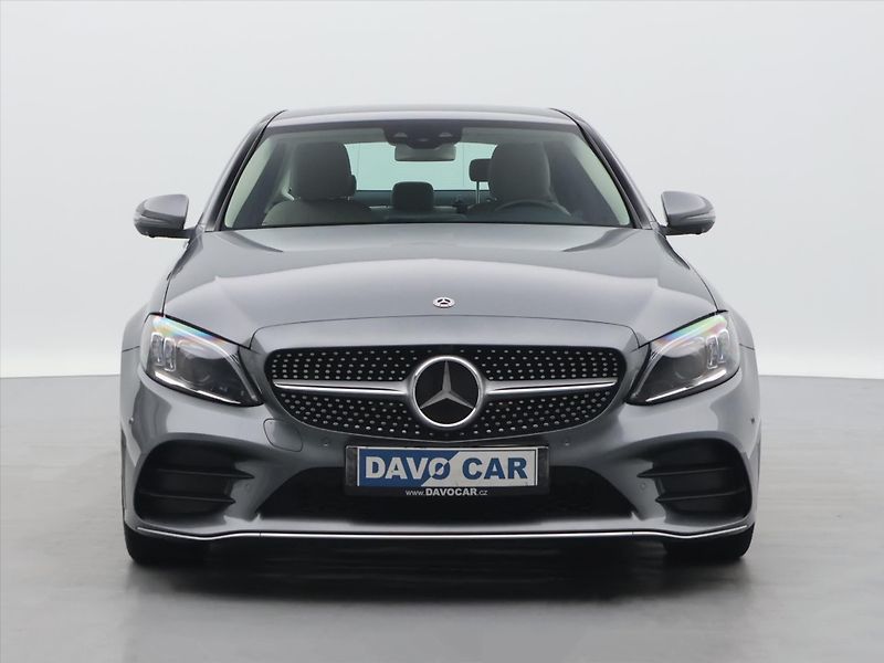 Mercedes-Benz Třídy C 2,0 C300 190kW CZ AMG paket - fotka 2 z 35