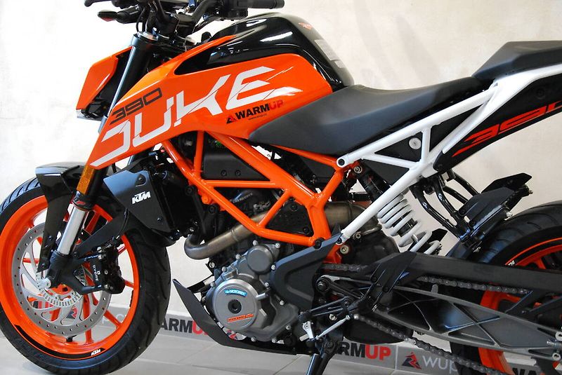 KTM 390 Duke (2019) Duke 390 - 7912 km, hezký stav - fotka 20 z 20
