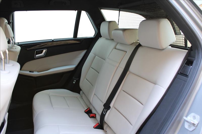 Mercedes-Benz Třídy E 350CDI 4M/ACC/KEYLESS/DPH - fotka 39 z 46