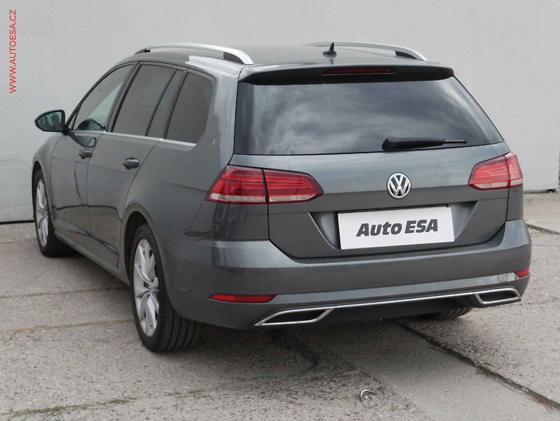 Volkswagen Golf (2018) 1.6TDi, DSG, LED, navi - fotka 4 z 16