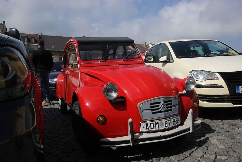 V Příbrami se sjela historická auta a motorky v rámci tradiční akce Česká Route 66.