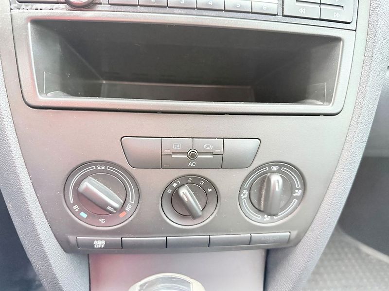 Škoda Octavia 1.9TDI 77kW - fotka 14 z 27