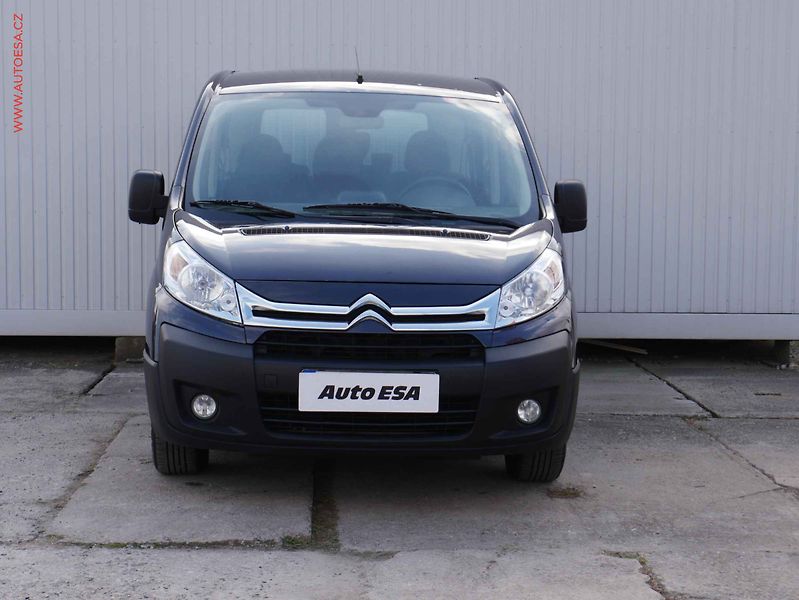 Citroën Jumpy (2015) 2.0HDi 6míst, 1.maj,ČR - fotka 2 z 16